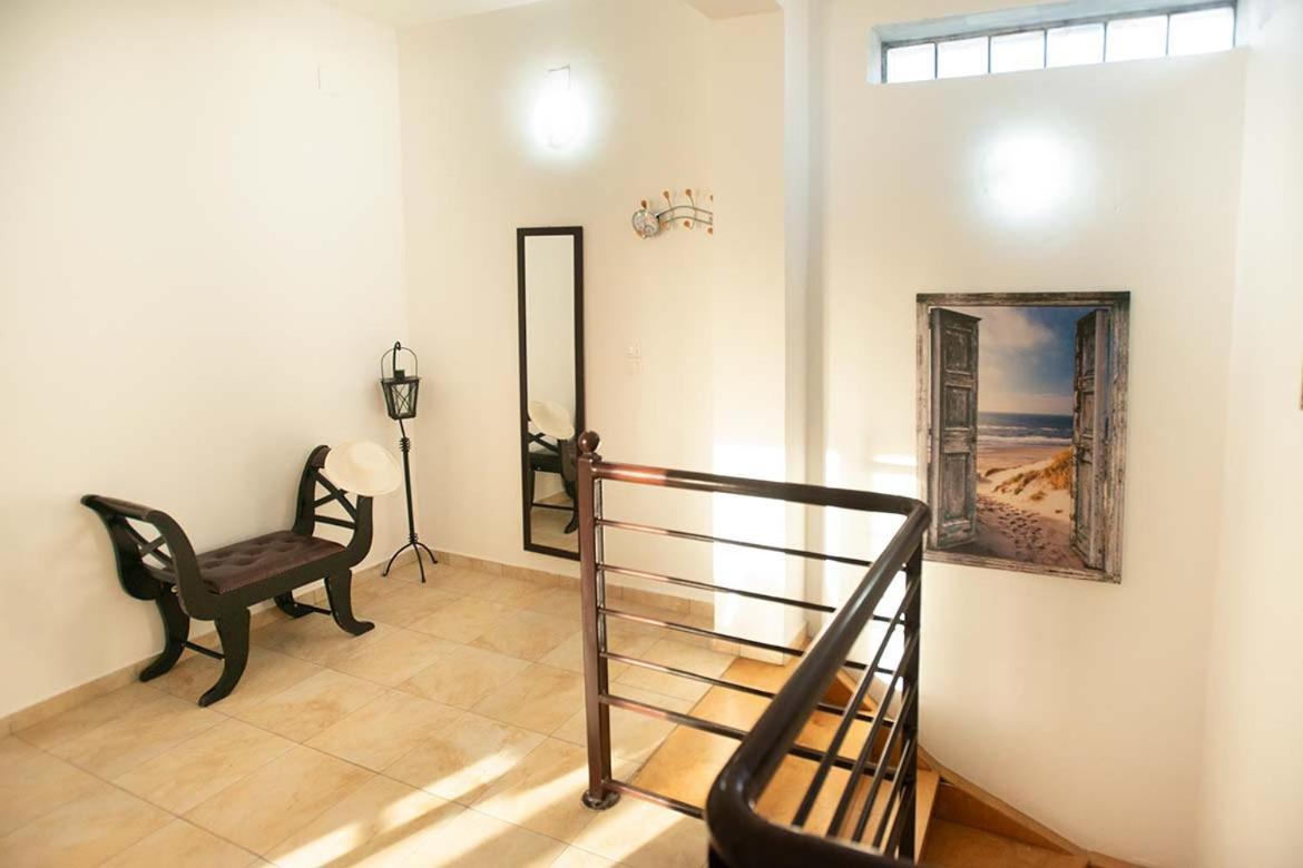 Afrathias Beachhouse - Cretan Hideaway Kalamaki  Exterior foto